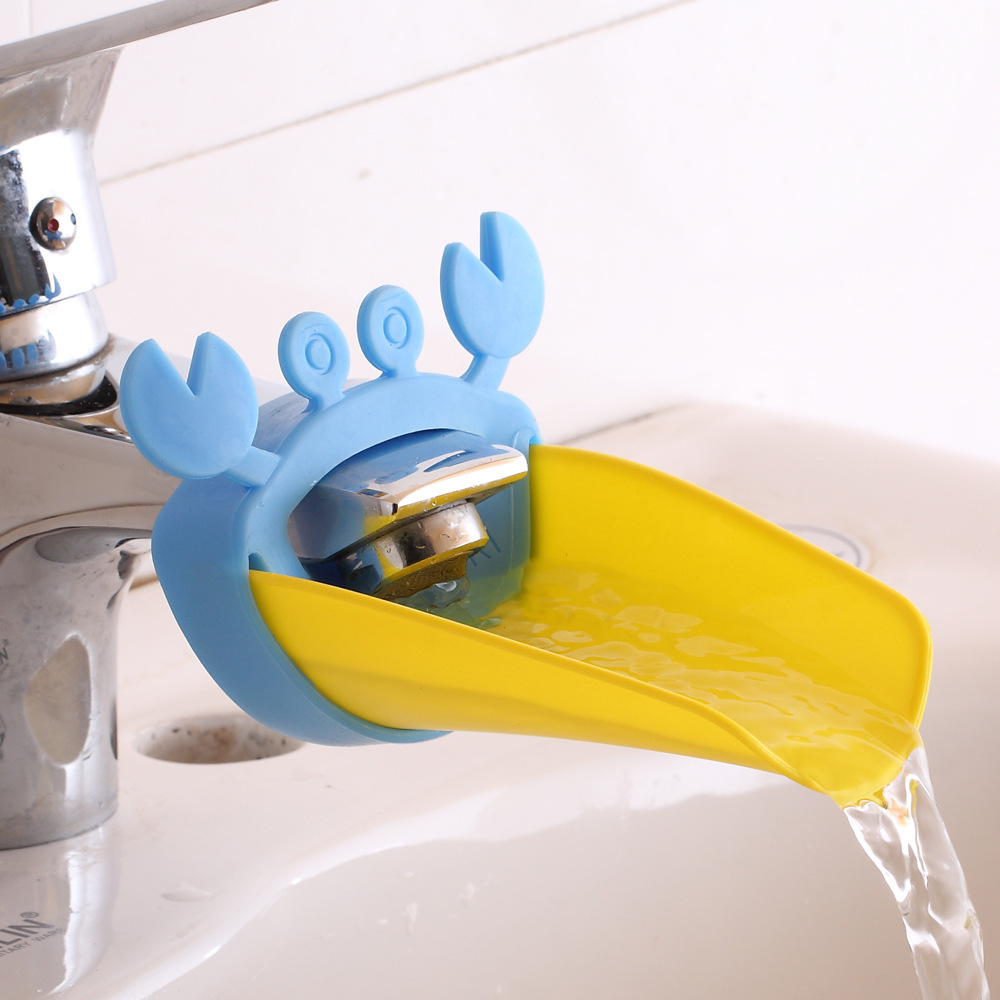 Water faucet connection for children/وصلة صنبور المياة للأطفال
